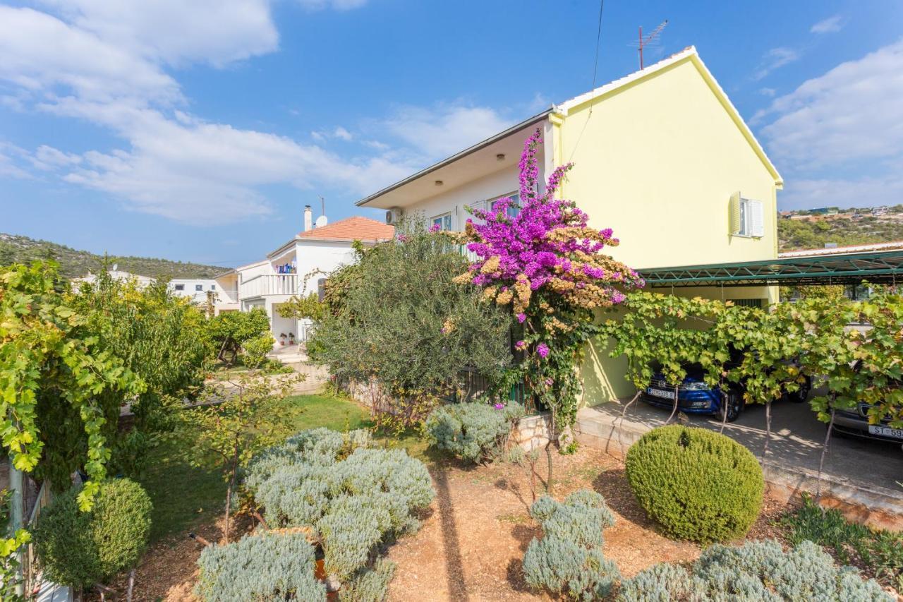 Seaside Holiday House Poljica, Trogir - 5161 Marina Esterno foto